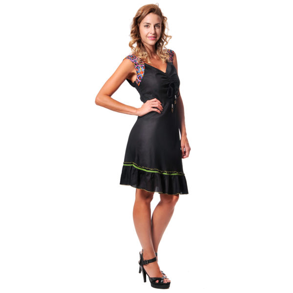 Vestido Corto con Escote Drapeado