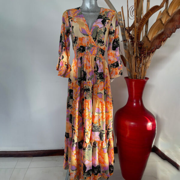 Vestido Escote Profundo 02 01