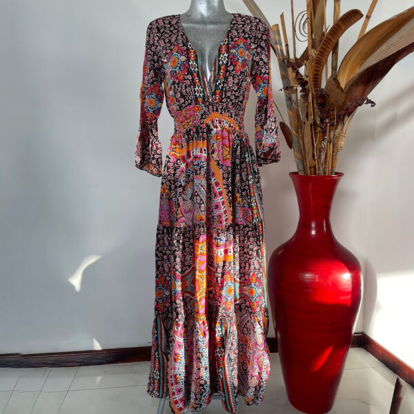 Vestido Escote Profundo - Imagen 6